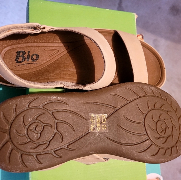 Ladies Bio Sandals - Picture 3 of 8